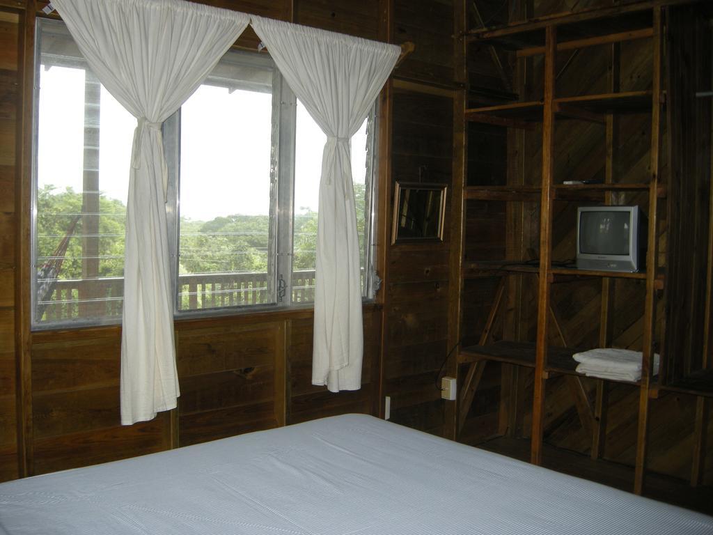 Apartments Chez Milady Utila Ruang foto